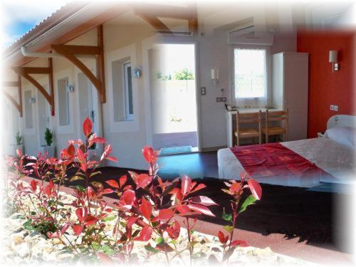 Natur'Hotel Menesplet Exterior photo